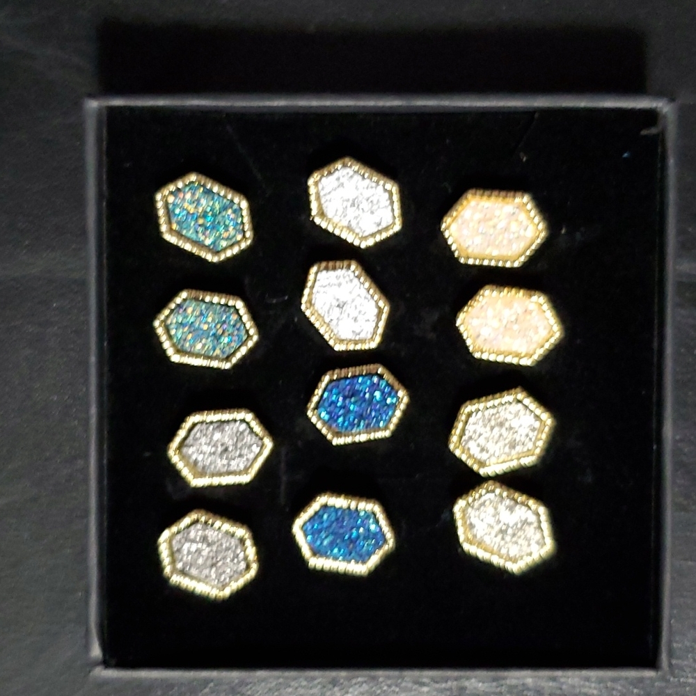 🎄5/$30🎄 6 pack Crystal Resin Druzy Earings
